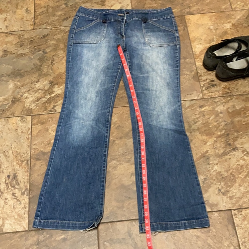Jeans - Picture 4 of 16